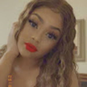 Meet your Posher, Tarah